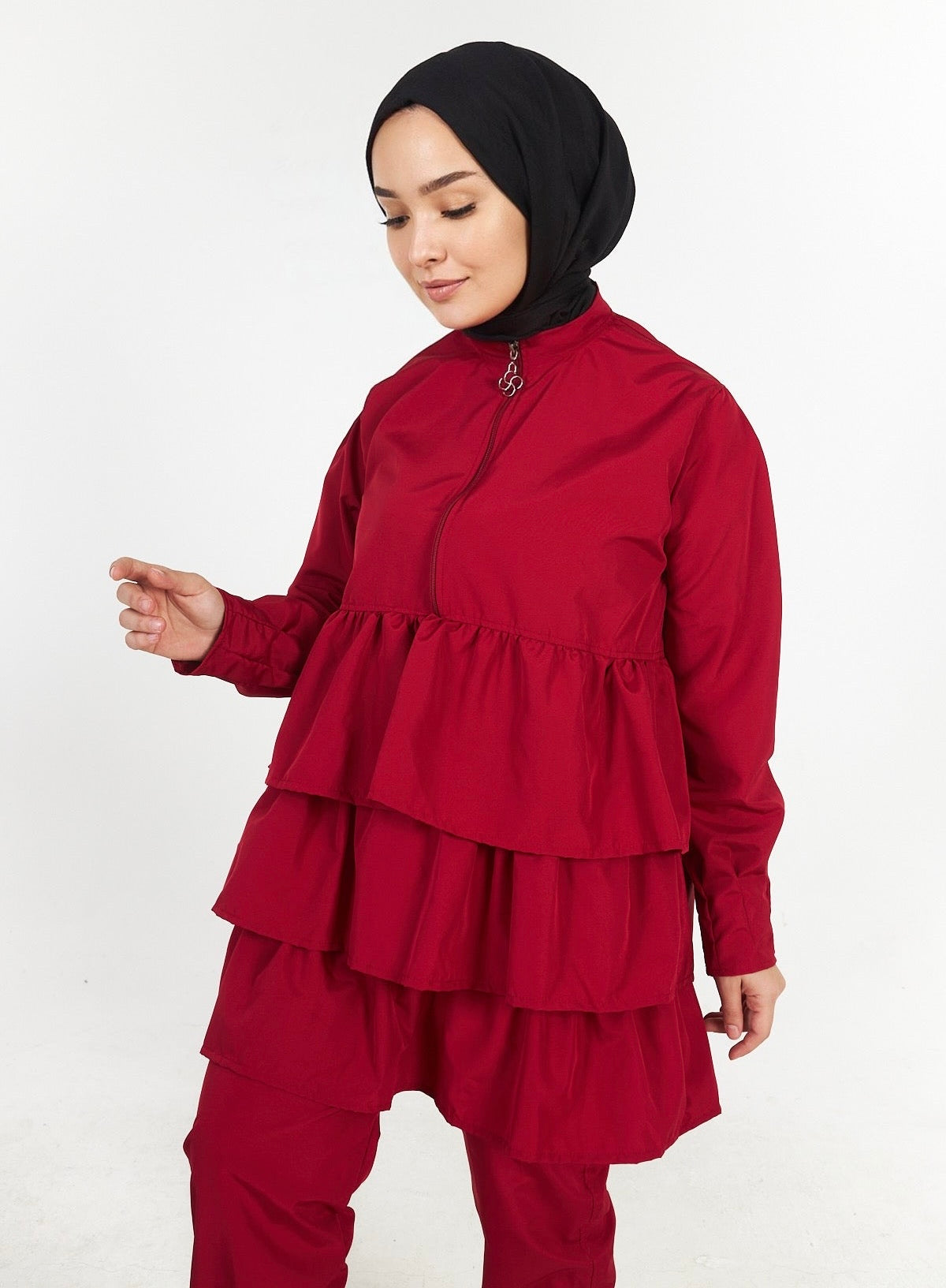 Haut de maillot de bain hijab à volants rouge Claret