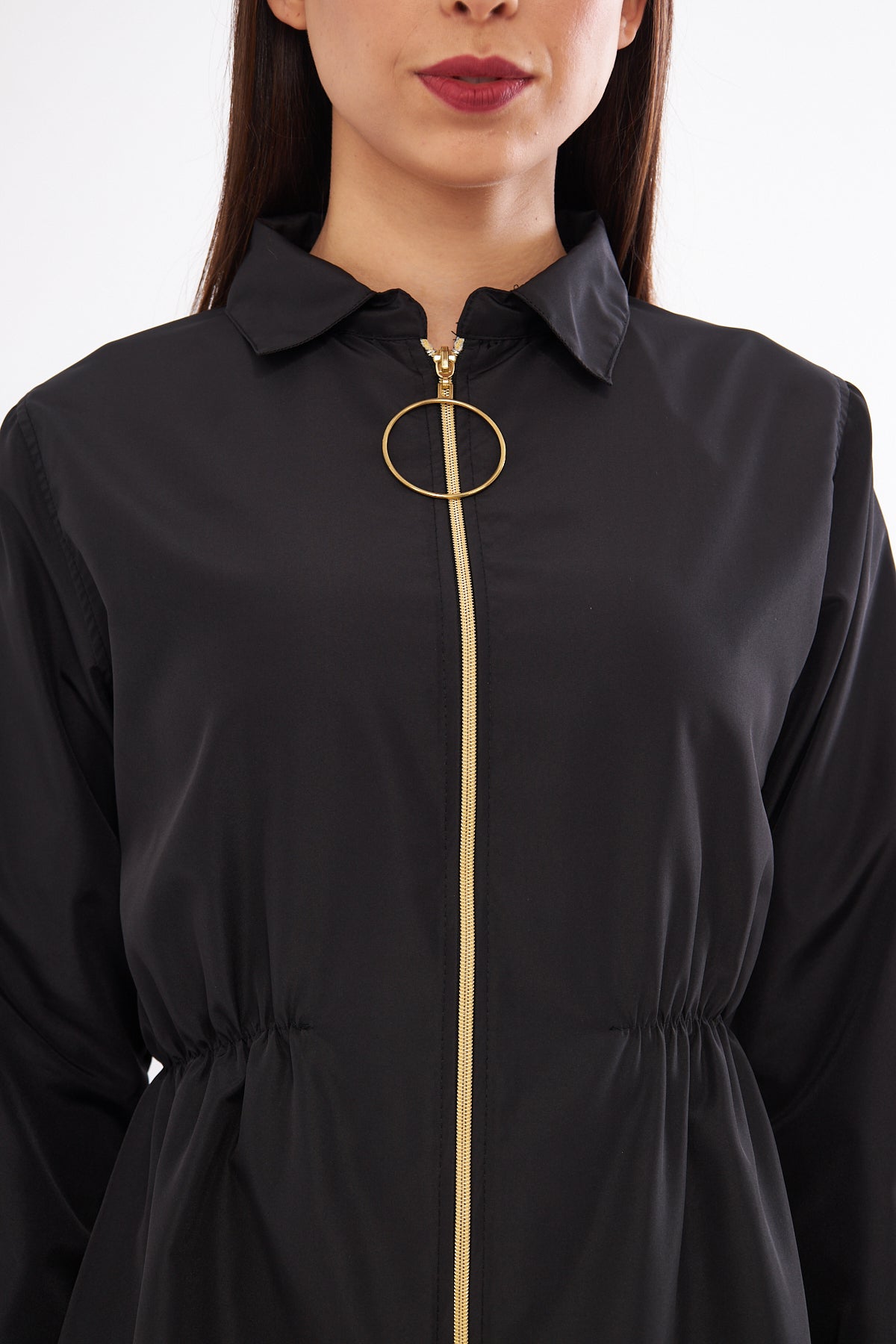 بدلة سباحة للحجاب باللون الأسود والذهبي مكونة من 4 قطع