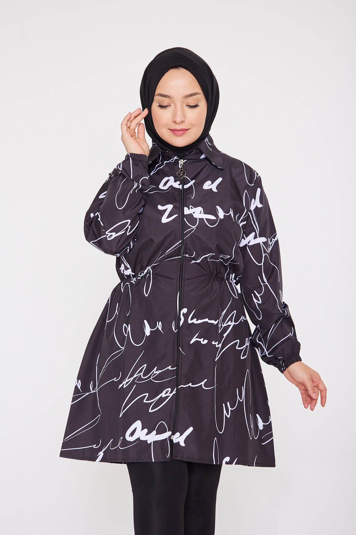 2-teiliger, charakteristisch gemusterter Hijab-Badeanzug